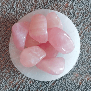 Pierre de Quartz Rose - Amour Inconditionnel et Compassion. pierre naturelle. lithothérapie