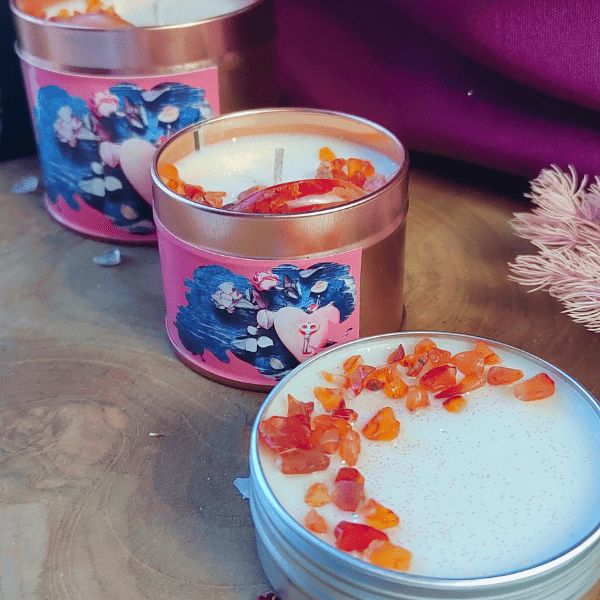 bougie parfumée cire végétale. Bougie livresque. Bougie romantique. Bougie romance.